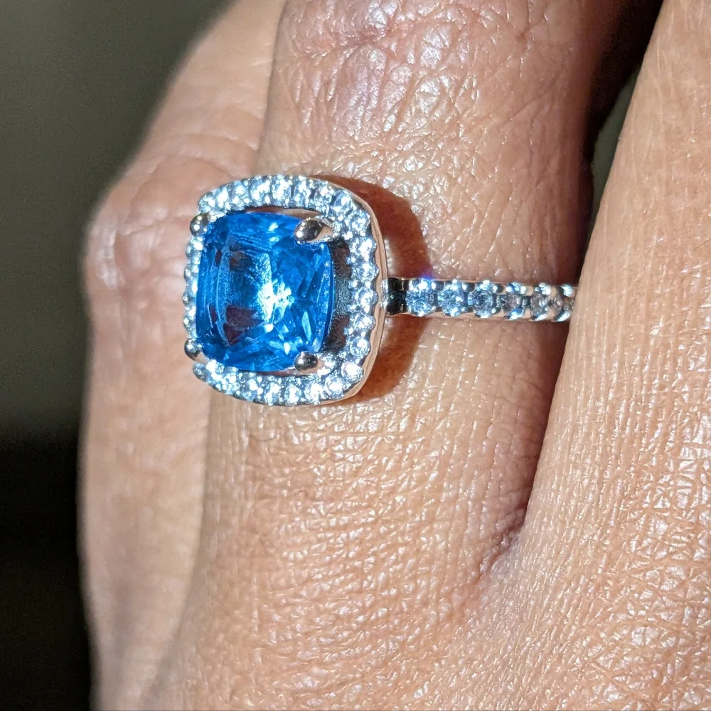 Blue Sapphire 925 Silver Halo Ring with Diamond Accents Sz 6